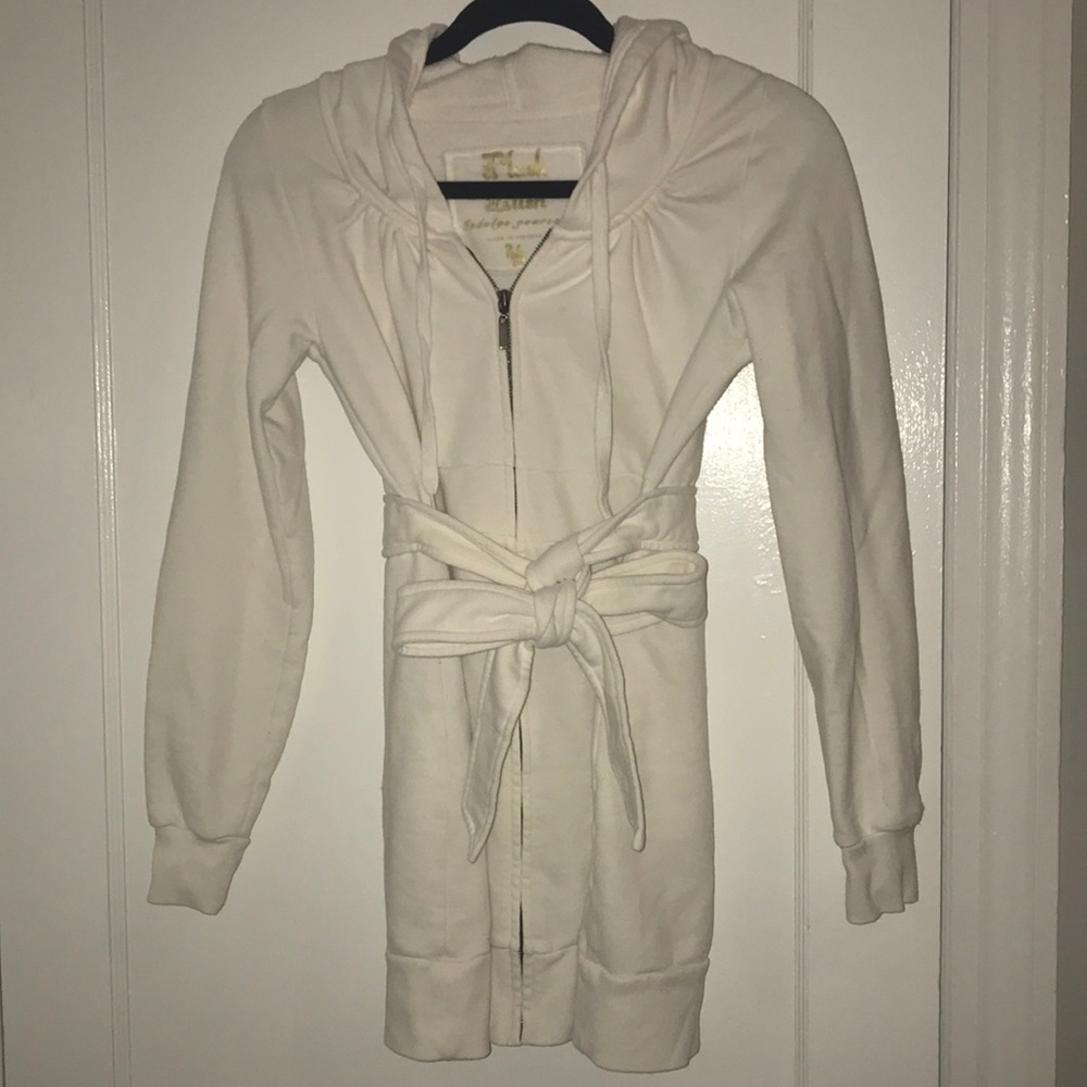 VICTORIAS SECRET Belted zip-up hooded sweatshirt